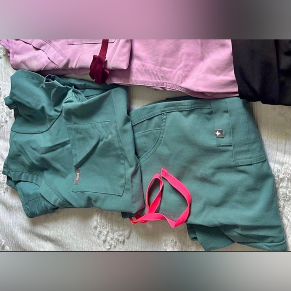Figs Scrub Set In Hydrogreen (read description)
